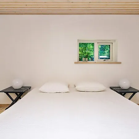 Tranquil Retreat - By Traum *