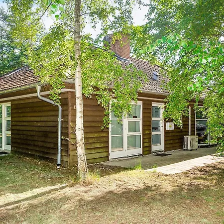 Ferienhaus 4 Star In *